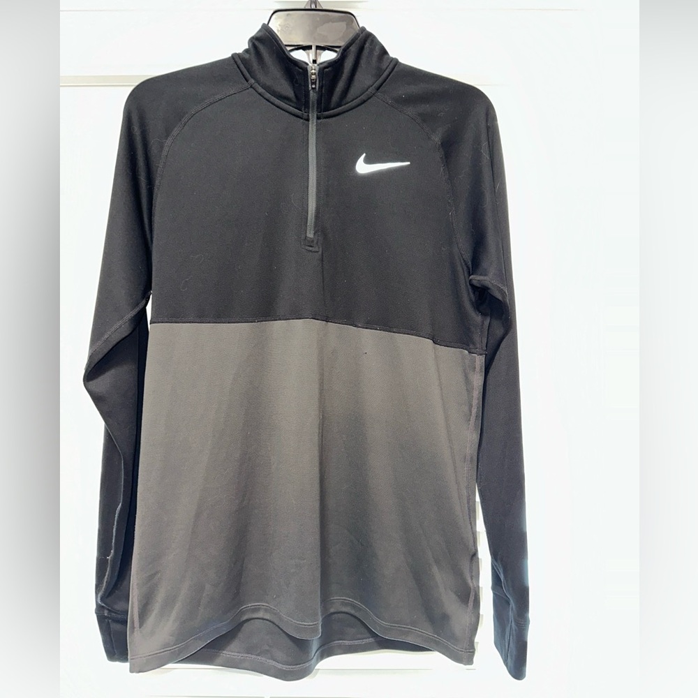 Nikke dri-fit element men's 1/4-zip running top Size Medium Black/grey